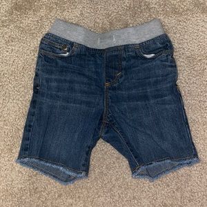 Old Navy 2T Blue Denim Cut off jean shorts